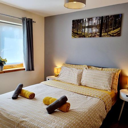 Caledonian 2 Bedroom Free Parking インヴァネス エクステリア 写真