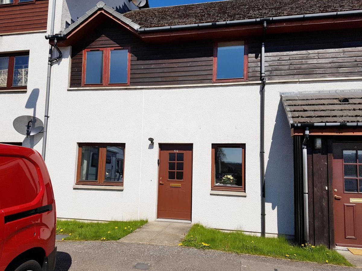 Caledonian 2 Bedroom Free Parking インヴァネス エクステリア 写真